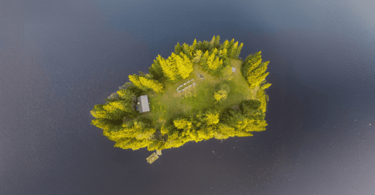 Fågelperspektiv över ön Gusserholmen